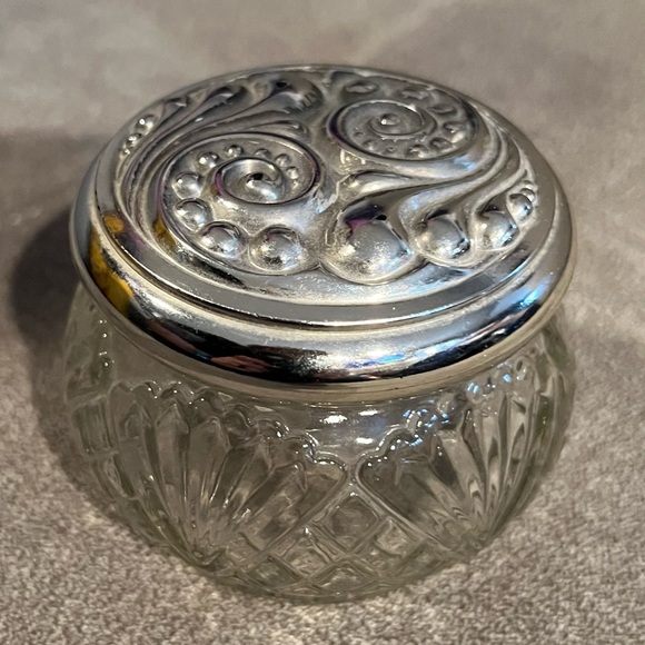 Vintage Avon Cold Cream Lidded Jar, EUC - Picture 1 of 5